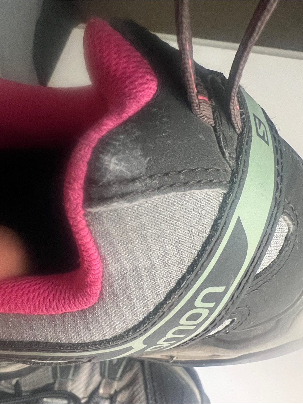 Salomon Women's Gray and Pink Trail Hiking Sneakers Sz 9 - Picture 12 of 13